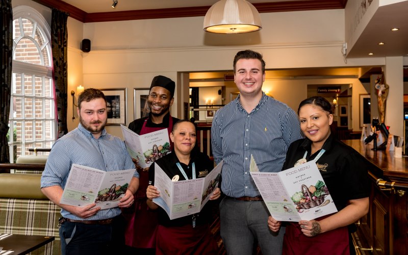 Landmark Greenford pub marks reopening with free meals for nurses