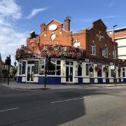 On a pedestal: the Red Lion & Pineapple in Acton High Street